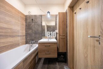 REZERVOVANÉ I Po kompletnej rekonštrukcii – 3-izbový byt blí - 9