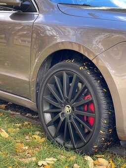 Škoda Superb kombi 3.6 fsi VR6 4x4 - 9