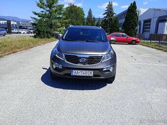 Kia Sportage 1.7 CRDi - 9