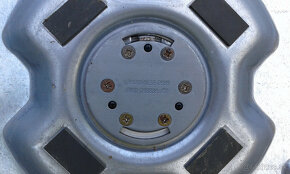 predám podstavec-nohu na televízor - 9