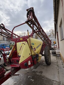 Predam postrekovac Hardi Navigator 4000 - 9