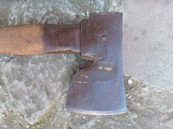 sekera,sekery,hoblík,nebožiec,staré náradie,krížovka - 9