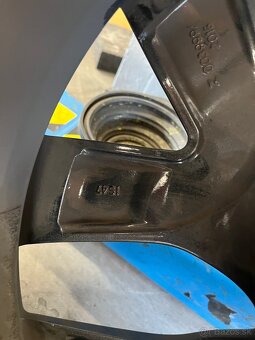 Elektróny R19 225/45 R19 mischelin - 9