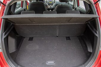 Hyundai ix20 1.4 DOHC 66 kW - 9