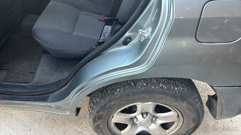 Toyota Rav4 2.0 diesel - 9