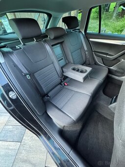 ŠKODA OCTAVIA COMBI 1.8 TSI MIMORIADNY STAV - 9
