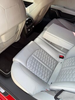 AUDI RS7 PERFORMANCE - 9