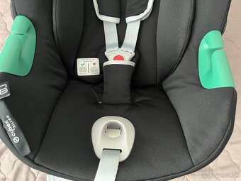 Autosedačka +základňa Cybex Aton B2 - 9