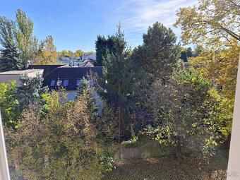 PRÍJEMNÝ 2-IZB.BYT V MESTSKEJ ČASTI TRNÁVKA, HANÁCKA UL., TE - 9