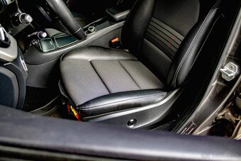 Mercedes-Benz B trieda 220 4matic A/T - 9