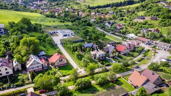 DOM v Zubáku s krásnym pozemkom - 9