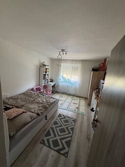 Troj izbový byt na predaj v Šahách - 9