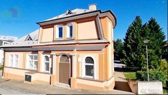 REZERVOVOVANÉ BUDOVA vo VRBOVOM - centrum - 9