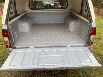 Nissan Navara D22 - 9