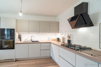 GESTTO | 3-IZBOVÁ NOVOSTAVBA NA PREDAJ | PARKOVACIE MIESTO | - 9