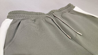 Pánske voľnočasové nohavice olivovo zelené - 9