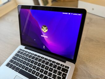 MacBook Pro 13” Retina (Early 2015) – i7 / 16 GB RAM - 9
