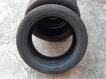 255/45 R19 -letné - 9