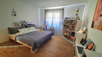 Rodinný dom Štefanov s pozemkom 1311 m² - 9