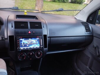 Volkswagen Polo 2004 - 9