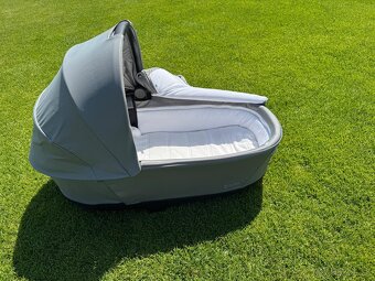Cybex priam lux vanička pearl grey 2022 - 9