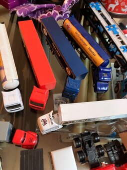 Predám zberateľské kamióny a autíčka - 9