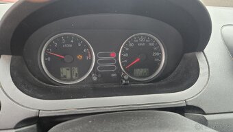 Ford fiesta 1.3 benzin nová stk ek - 9