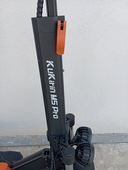 Elektrická kolobežka Kukirin M5 pro - 9