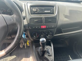 Fiat Dobló 1.3JTD 5 míst - 9