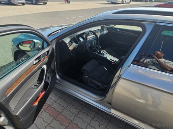Volkswagen Passat Variant 2.0 TDI BMT Comfortline DSG - 9