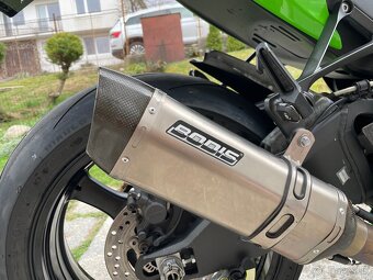KAWASAKI NINJA ZX10R - 9