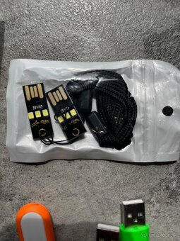 Magnetické káble iPhone, USB- C, USB led svetlá - 9