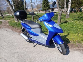 Honda Dylan 125 - 9