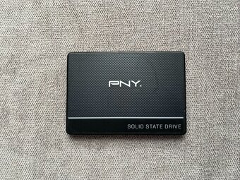 Predám 2,5" SSD Crucial / KingSpec / SP / Intenso / PNY 1TB - 9
