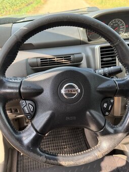 Predám Nissan X Trail 4x4 - 9