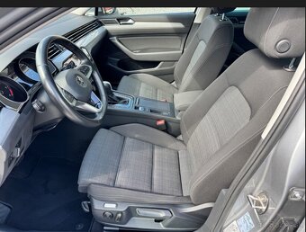 Volkswagen Passat Variant 2.0 TDI EVO Business DSG - 9