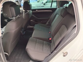 VW Passat B8 2.0TDI 110kW DSG R-Line - záruka Autodraft - 9