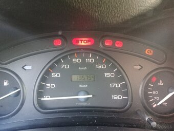 Peugeot 206 1,1 benzín - 9