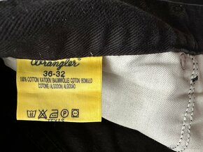 Pánske,kvalitné džínsy WRANGLER - veľkosť 36/32 - 9