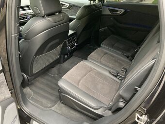 AUDI Q7 3.0 tdi 200kW , 3x S-line , r.v. 2019 , Slovenske - 9