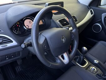 Renault Mégane + LPG 1.4/96kW ČR Navigace r.v. 2011 - 9