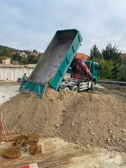 Sypké materiály: piesok,štrk,makadám,frezovaný asfalt…. - 9