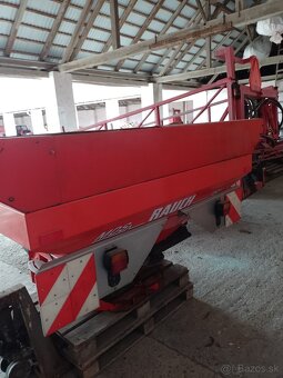 Zetor 6911,vlečka a rozmetadlo ph. - 9